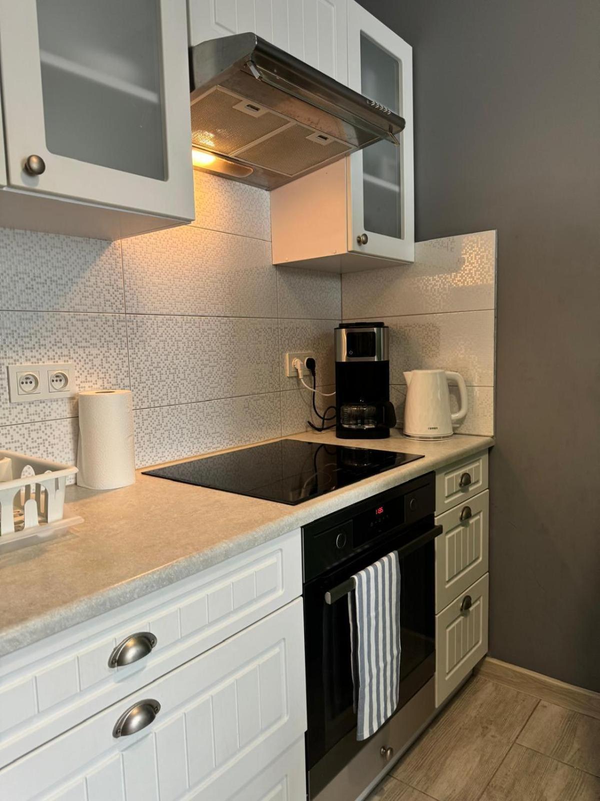 Apartment Metro Slodowiec Free Parking Warsawa Bagian luar foto
